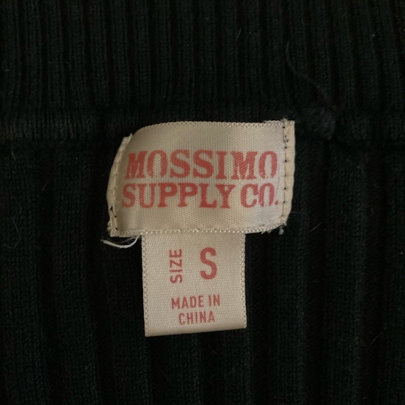 Gently Worn MOSSIMO SUPPLY CO. Black Off The Shoulder 3/4 Sleeve Sweater, size S - Picture 4 of 5